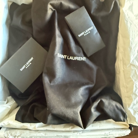 Saint Laurent Chic Tan Stiletto Heels - Picture 9 of 12